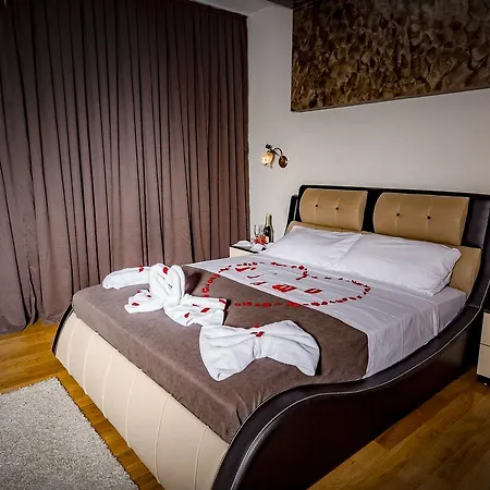 فندق تريستي 3*
