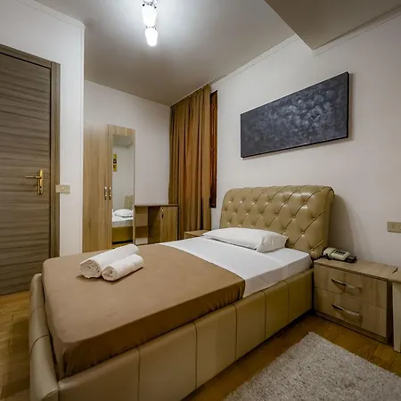 Trieste Otel 3*